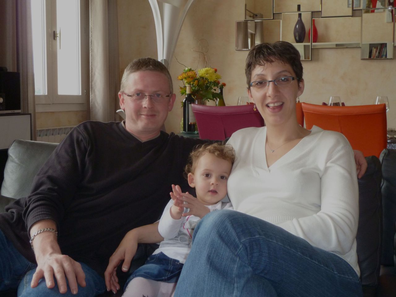 Valentine (18 mois) et ses parents